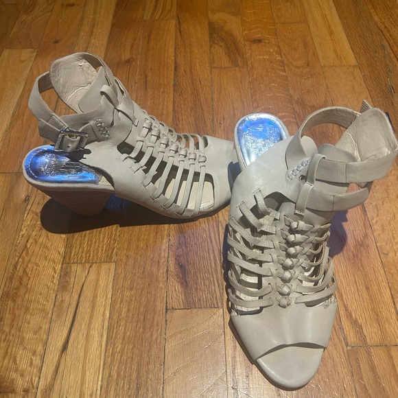 Vince Camuto Cream Woven Heels - Picture 1 of 4